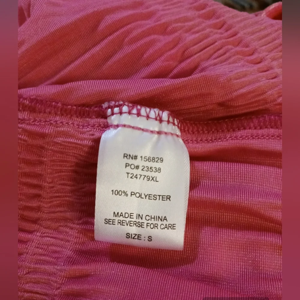 White Birch Feeling Fushia shirt.  Womens small. - Picture 9 of 9